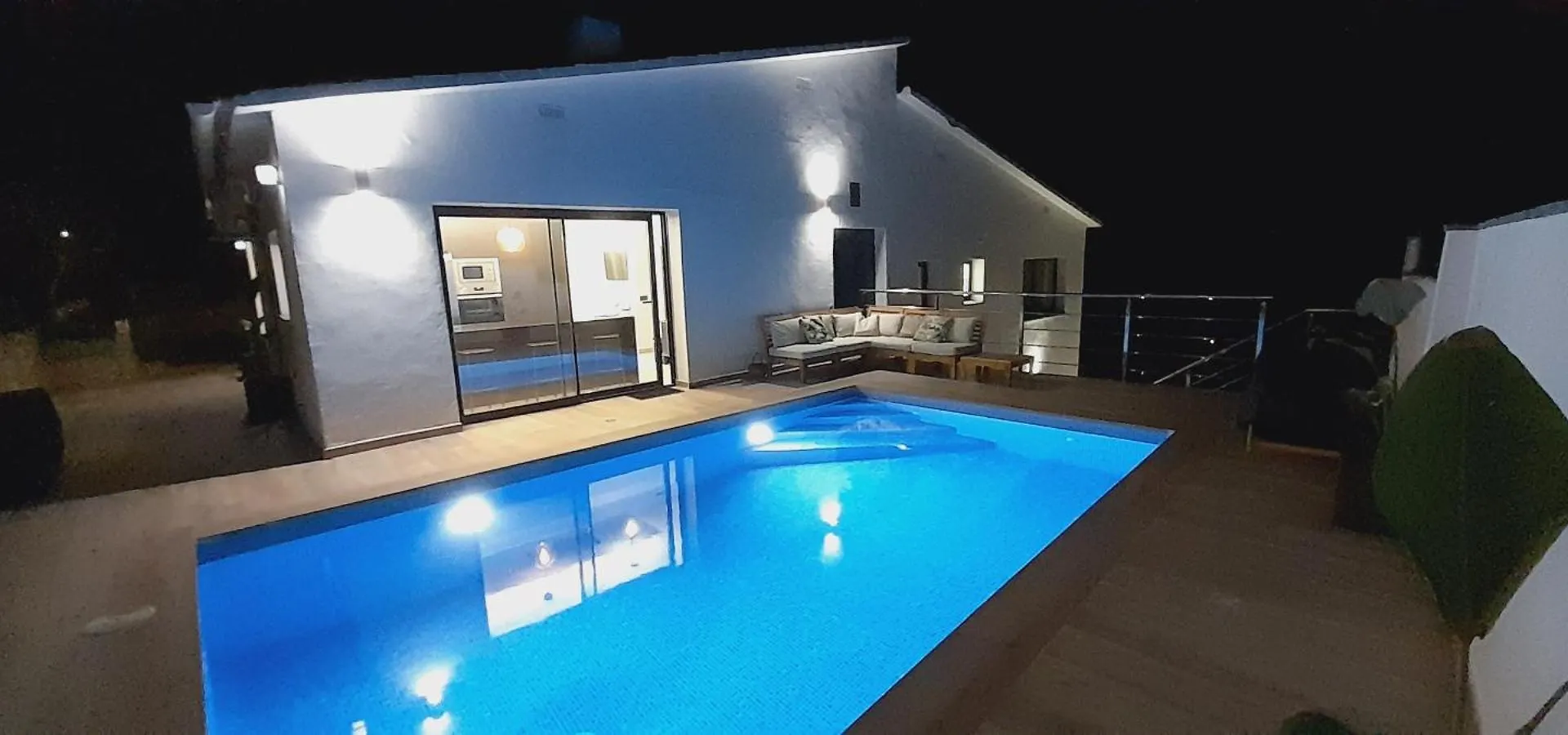 Villa Avril Piscina Privada Y Amplias Terrazas Olivella